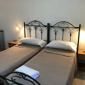 2* Pensión Civico 17